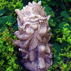 Mythical Statues - Nettles