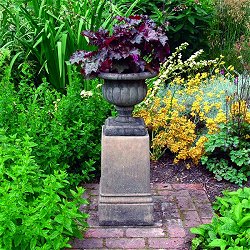 Stone Plinths - Vienna Vase 12 On Vienna Plinth