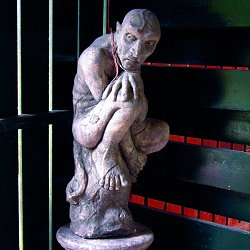 Mythical Statues - Grotesque