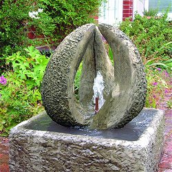 Fountains and Water Features - Pod Fountain In Square Reservoir