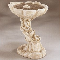 Henri Birdbaths - Buttercup Birdbath