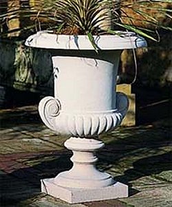 Urns and Vases - Small Haddo House Urn