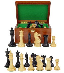 Boxed Chess Pieces - Staunton Tournament Design