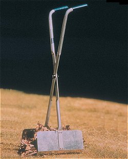 Corrie Garden Products - Leaf Grabber