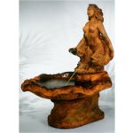 Henri Statue Fountain