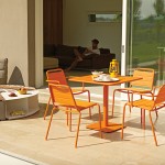 Nomad Square Dining Padded Sling Flame