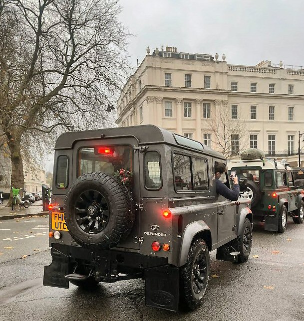 Land Rover Christmas Meet London (1)