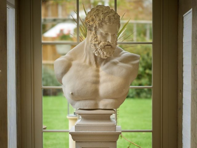 Haddonstone Stoneware