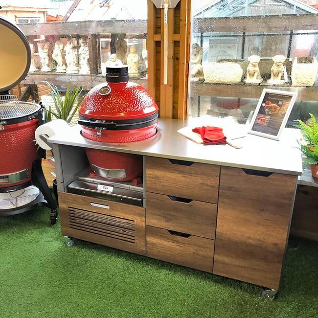Kamado Joe & Table EXDISPLAY Classic II & KamadoSpace Table Birstall