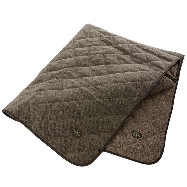 Le Chameau Accessories Quilted Throw . Vert Chameau Birstall